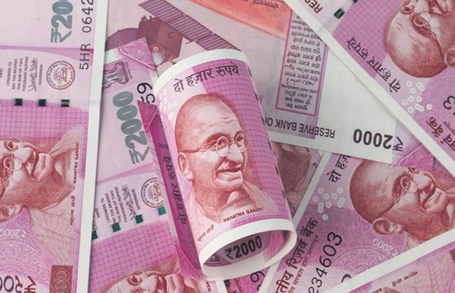 2 हजार के 97.38% नोट बैंक में वापस लौटे, यहां बदल सकते हैं 2 हजार के नोट