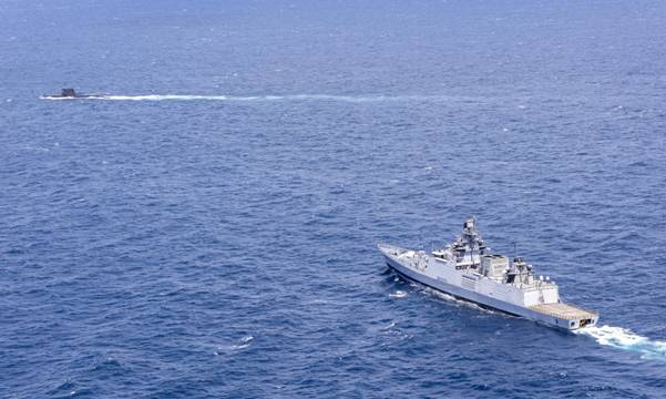 Indian Navy : भारतीय जहाज आईएनएस कदमत्त पहुंचा थाईलैंड,समुद्री सहयोग को मिलेगा बढ़ावा