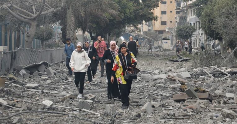 Palestinian death toll in Gaza exceeds 32,800:ministry