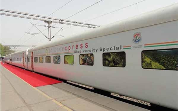 Special trains between New Delhi and Shri Mata Vaishno Devi Katra