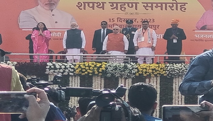 भजनलाल शर्मा बने राजस्थान के मुख्यमंत्री, दीया कुमारी और प्रेमचंद बैरवा ने ली उप मुख्यमंत्री पद की शपथ
