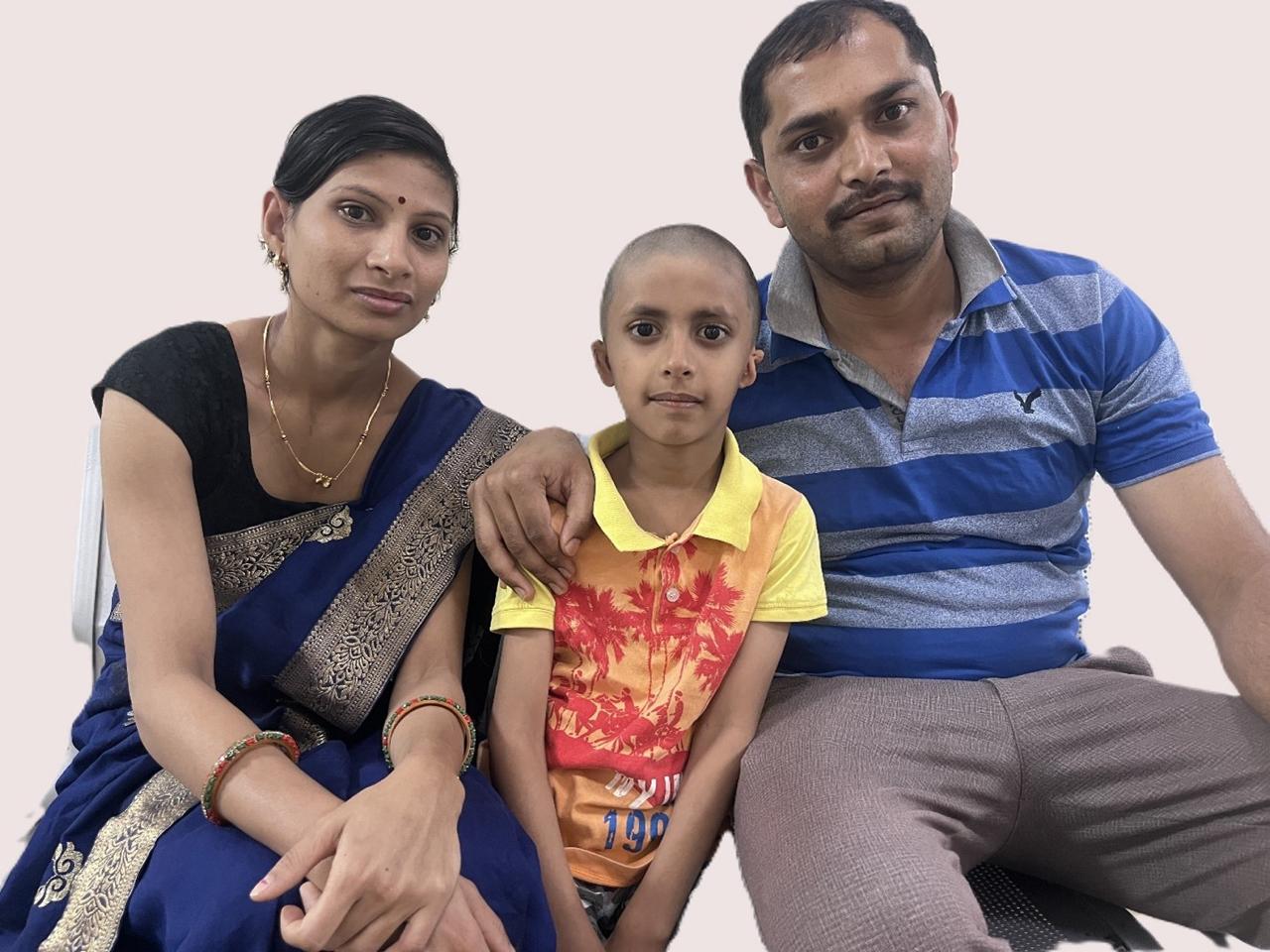 देश में पहली बार पीजोइलेक्ट्रिक बोन कंडक्शन हियरिंग इम्प्लांट्स के जरिये जन्मजात श्रवण समस्या से जूझने वाले 7 वर्षीय बच्चे का सफल इलाज