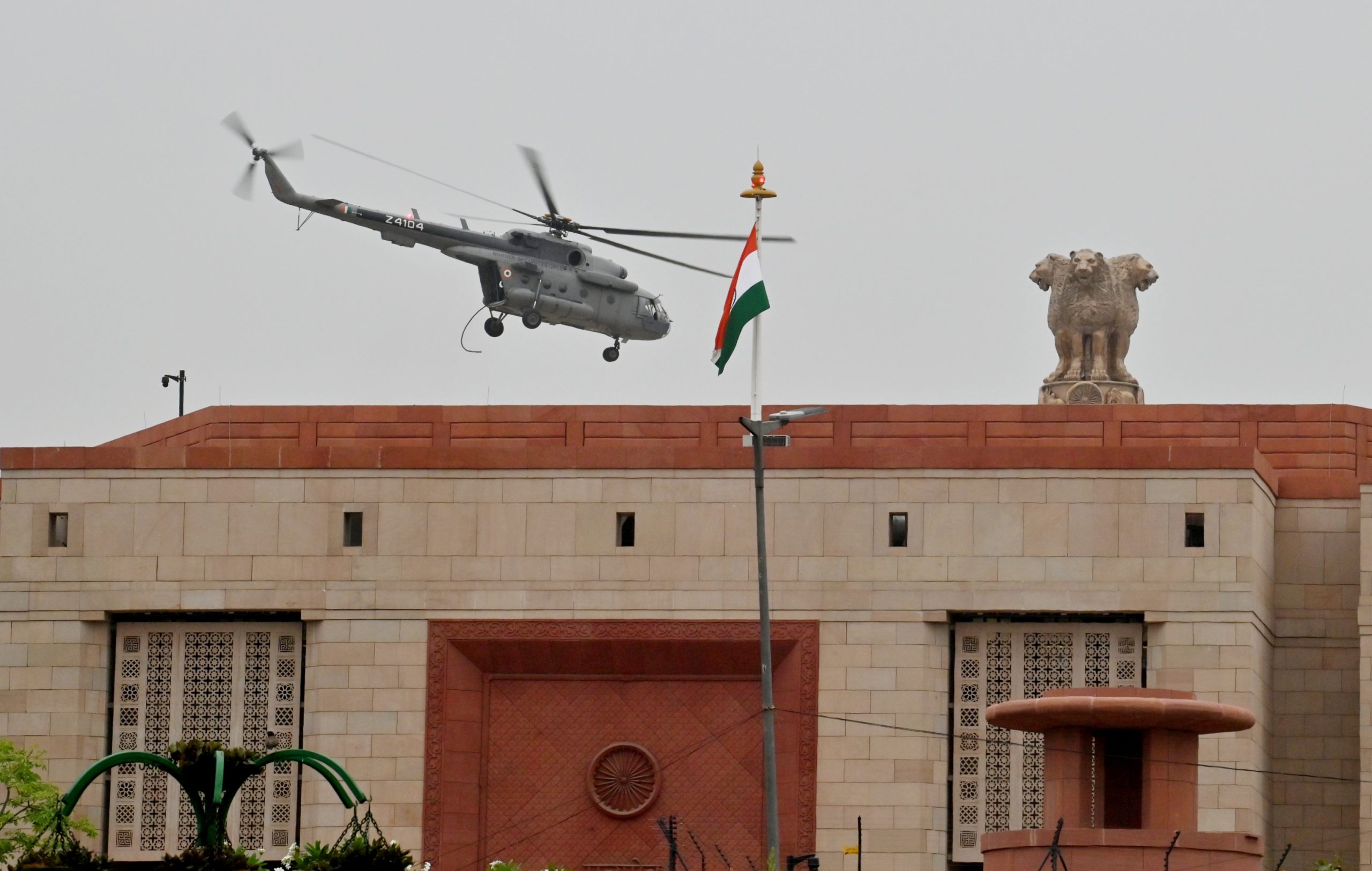 Security forces conduct mock drills at key locations in Delhi following recent hoax bomb threats at various schools in the state