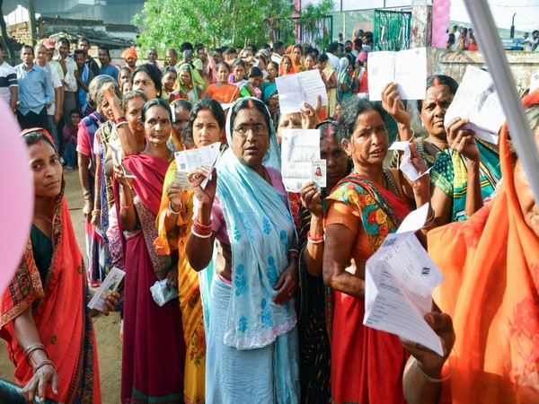 Lok Sabha elections: 47.53 percent voter turnout recorded till 3 pm in fifth phase