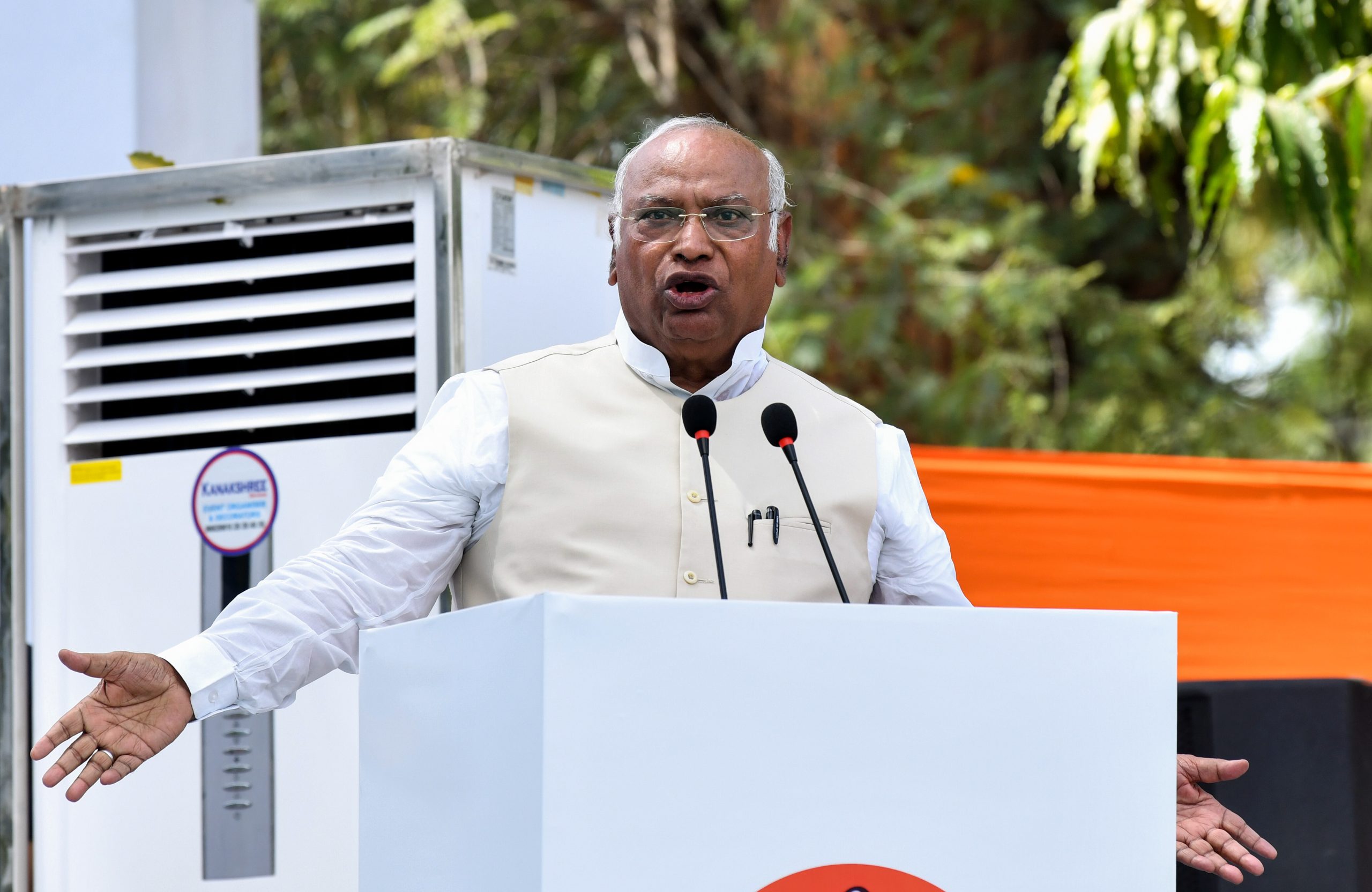 EC slams Congress chief Kharge over ‘baseless’ allegations on voter turnout data