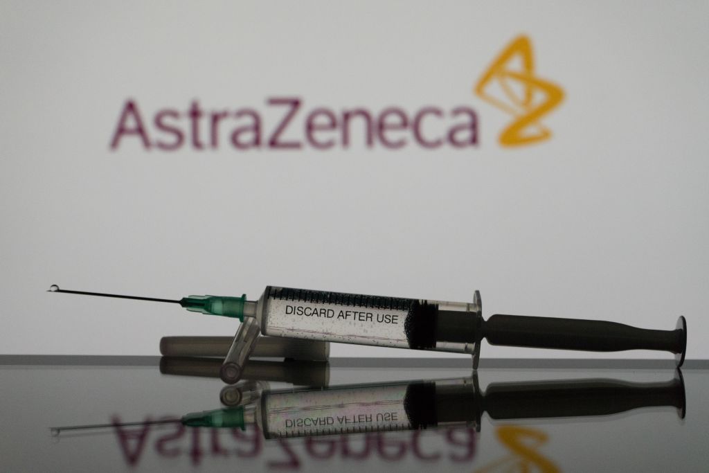 एस्ट्राजेनेका ने वापस मंगाई सभी वैक्सीन, वैक्सीन को व्यावसायिक कारणों से बाजारों से हटाया गया