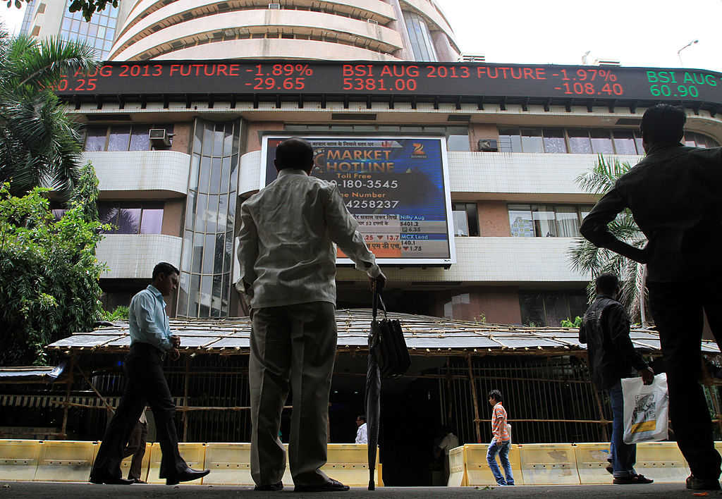 Nifty, Sensex open flat; DIIs sustain market momentum