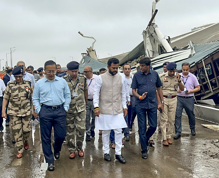 आईजीआई एयरपोर्ट : दोपहर दो बजे के बाद टर्मिनल एक की सभी उड़ानें टर्मिनल दो और तीन पर डायवर्ट