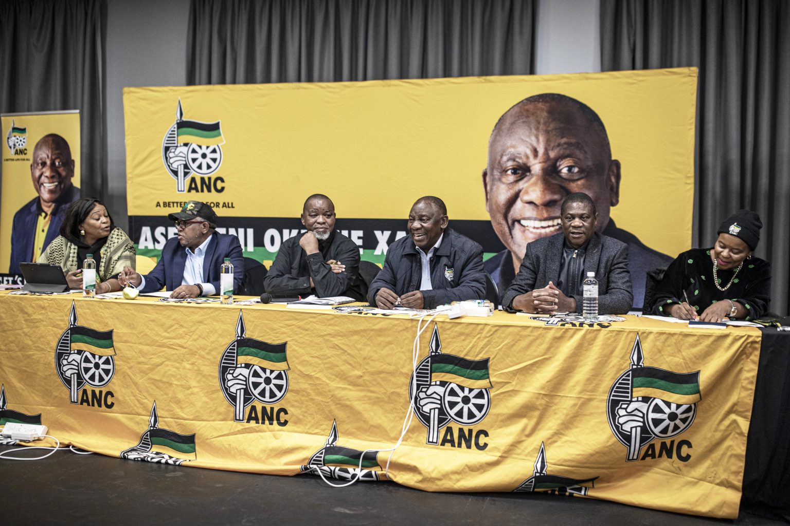 South Africa’s ANC meets to decide on preferred partners to govern