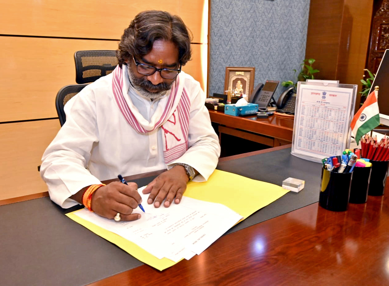 Chief Minister Hemant Soren wins floor test in Jharkhand Assembly