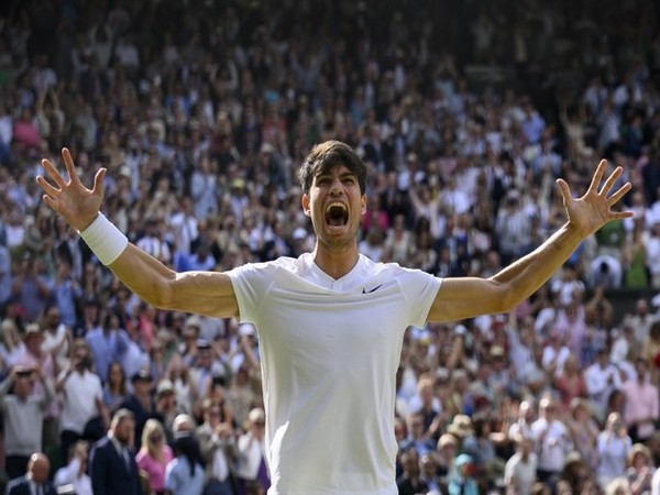 Wimbledon 2024 final: Carlos Alcaraz beats Novak Djokovic to retain crown