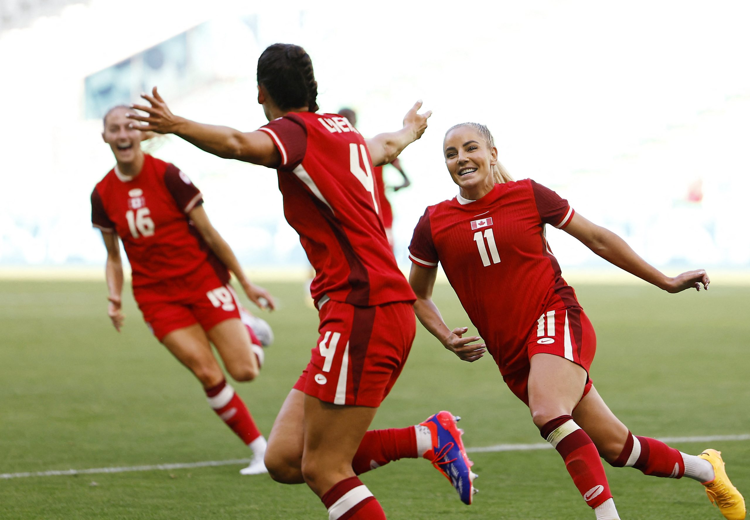 Canada edge New Zealand 2-1 amid Olympic spying scandal