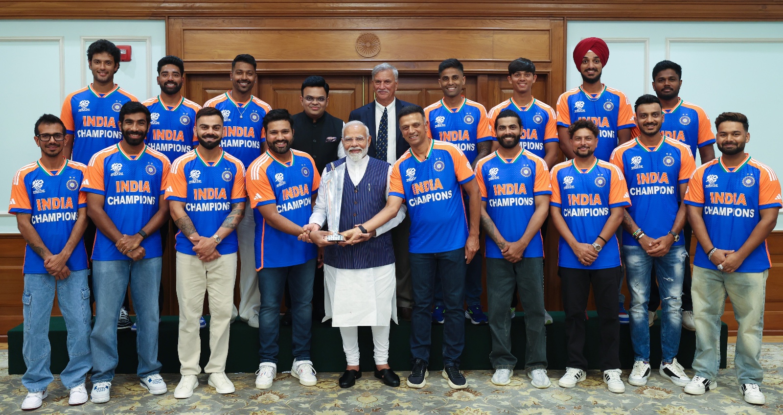 World Cup T20 विजेता भारतीय क्रिकेट टीम ने पीएम से की मुलाकात, वानखेड़े स्टेडियम में प्रशंसकों की एंट्री फ्री