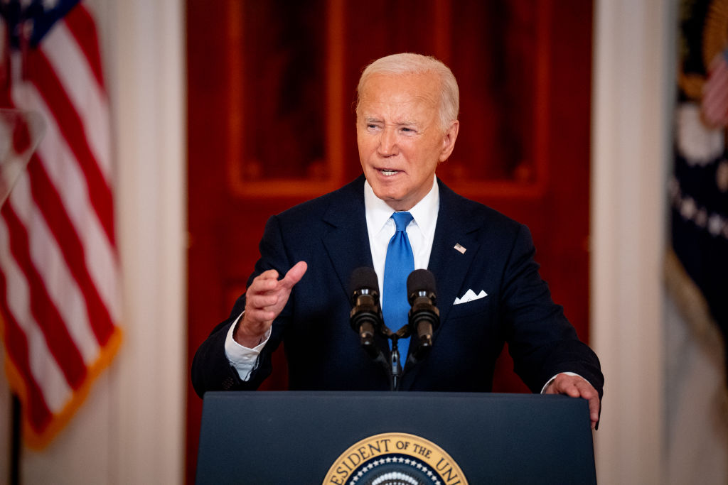 Biden makes a series of verbal gaffes at NATO summit