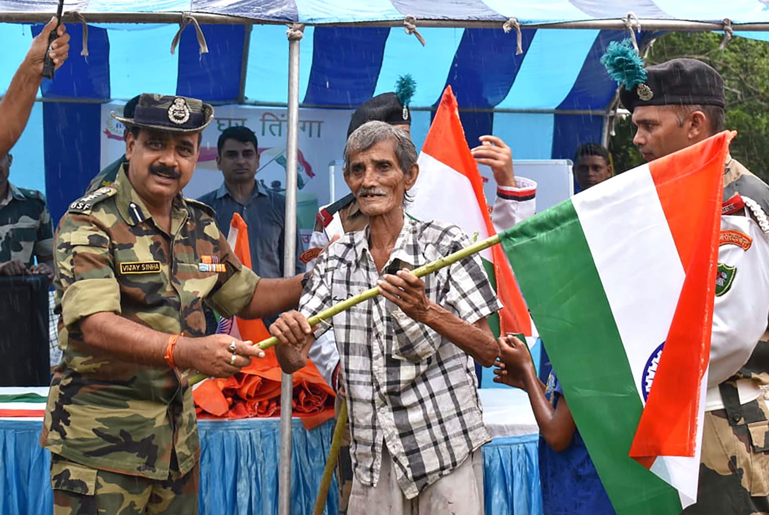 “Unity in diversity”: BSF takes out ‘Har Ghar Tiranga’ bike rally in West Bengal’s Krishnanagar