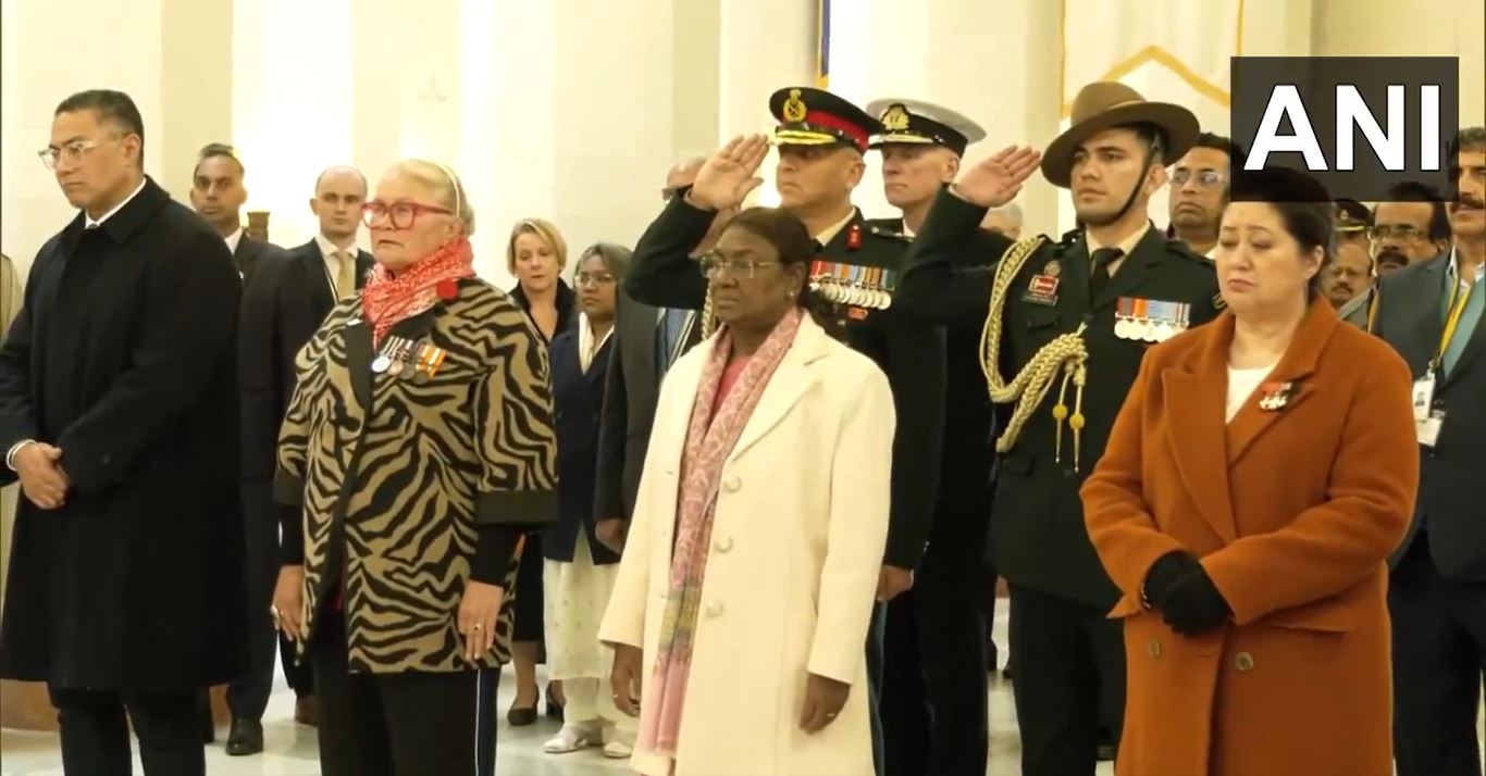 New Zealand: President Murmu lays wreath at Pukeahu National War Memorial Park in Wellington