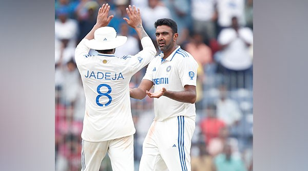 Ashwin’s triple strike leaves Bangladesh struggling in 515-run chase