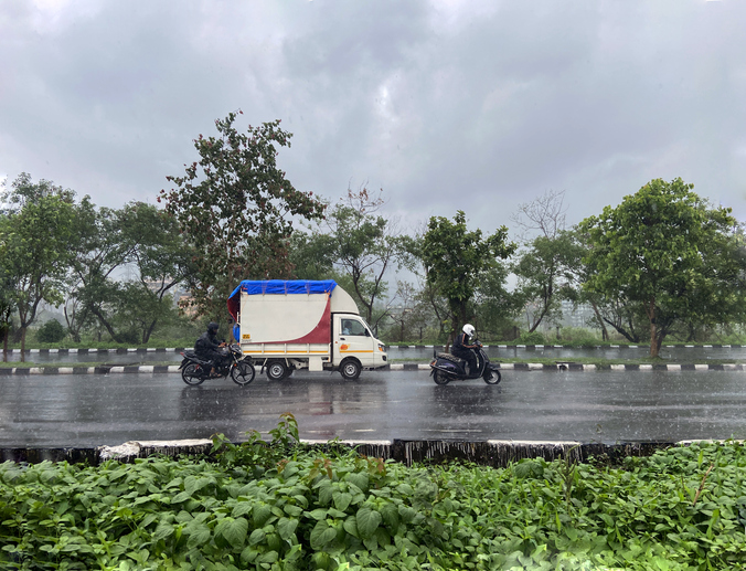 India’s monsoon begins to retreat after delivering surplus rains