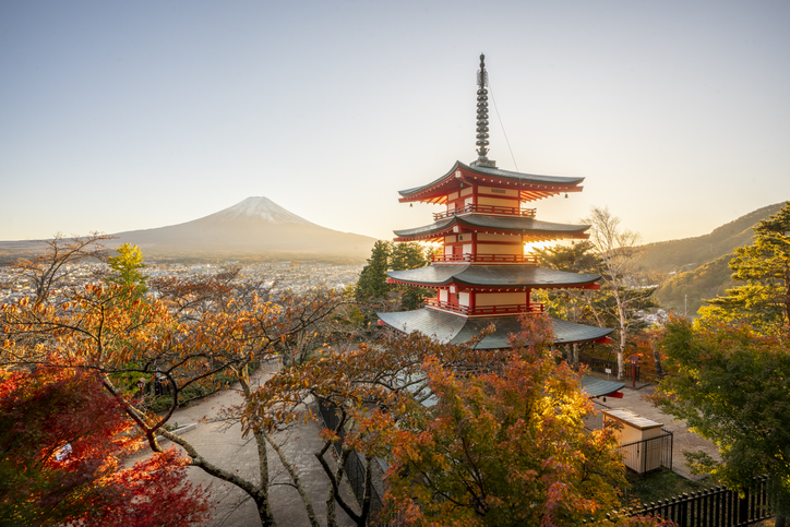 As sales of Japan temples and shrines surge, a crackdown on bad-faith buyers