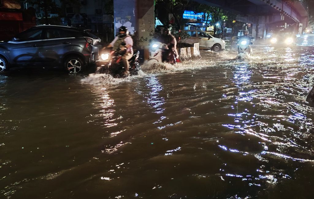 At least four dead as torrential rains lash Mumbai