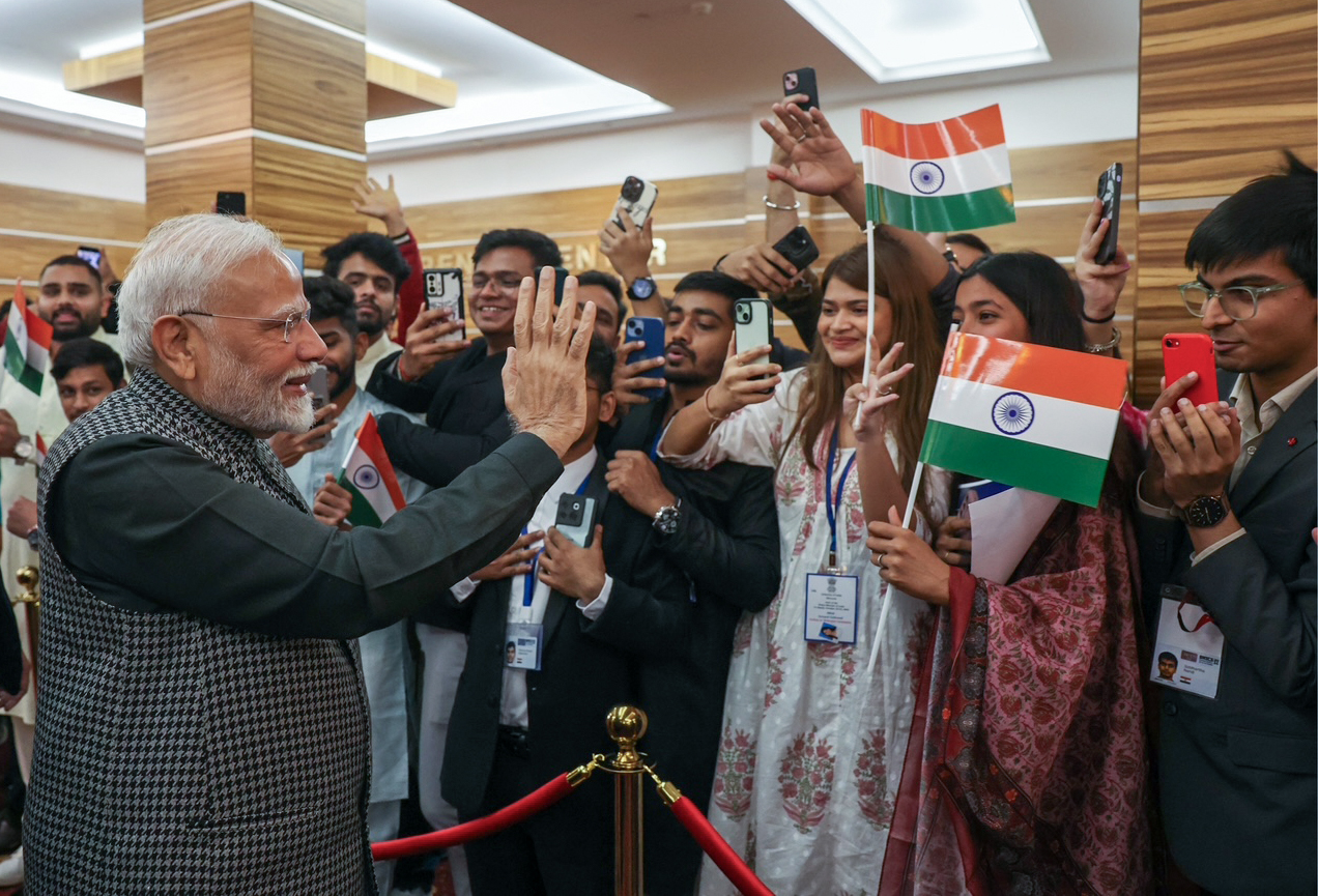 PM Modi receives a warm welcome from Indian diaspora in Russia