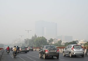 दिवाली से पहले ही वायु प्रदूषण लाल निशान के पार, गाजियाबाद और नोएडा में बुरा हाल