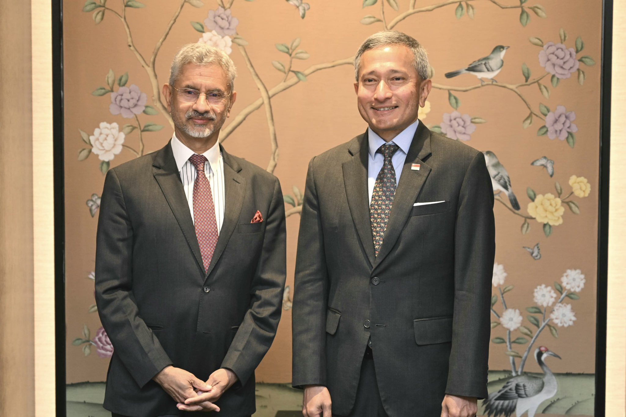 EAM Jaishankar meets Singapore foreign minister, strengthens India-Singapore strategic ties