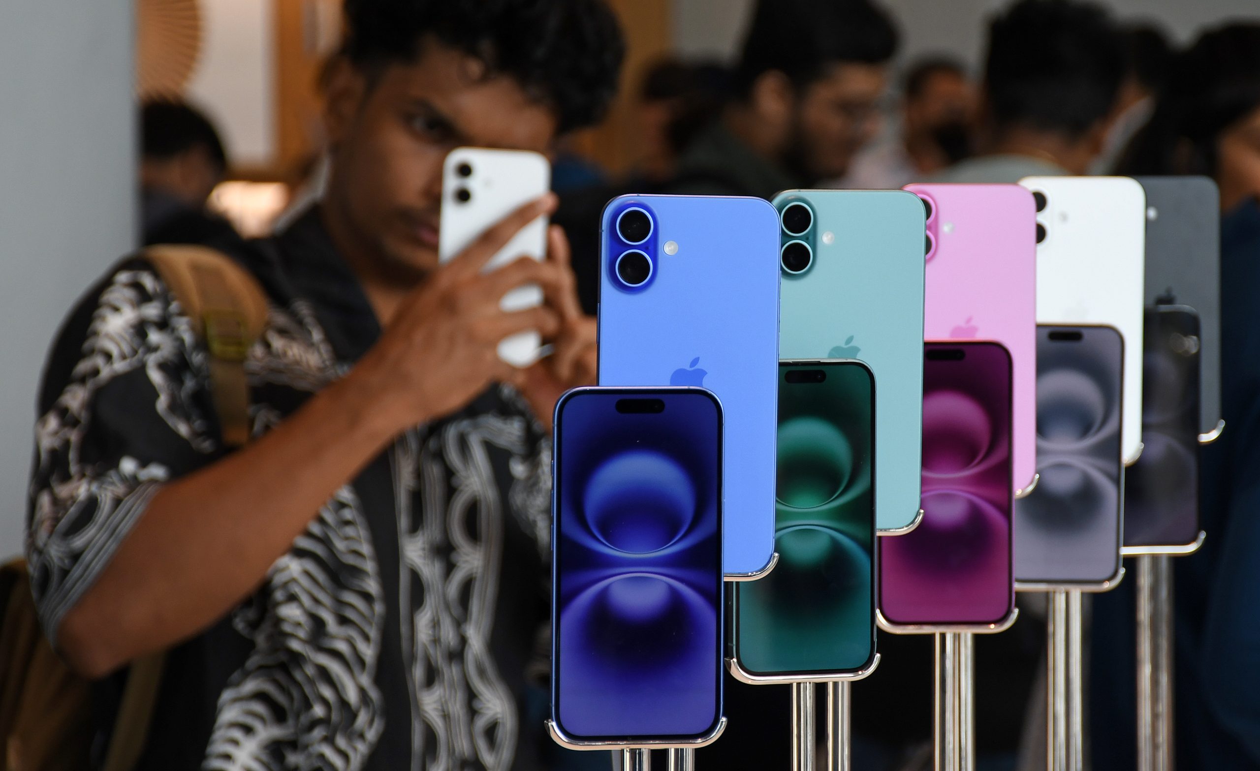 Apple iPhone exports from India hit record Rs 60,000 crore in April-Oct