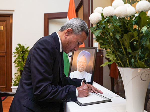 Singapore’s Foreign Minister pays tribute to Manmohan Singh, calls him “eminent statesman”