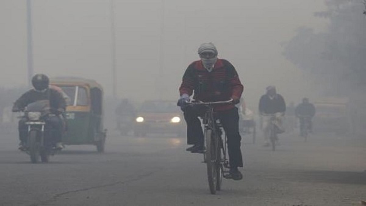 मध्‍य प्रदेश के कई जिलों में फेंगल के कारण छाए बादल, बर्फीली हवाओं ने ग्वालियर-चंबल में बढ़ाई ठिठुरन