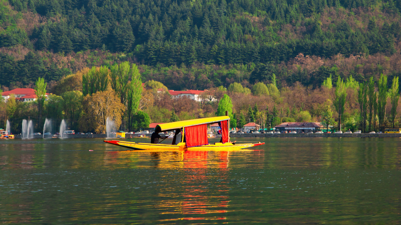 Asia’s first water transport service ‘Uber Shikara’ launched on Dal Lake