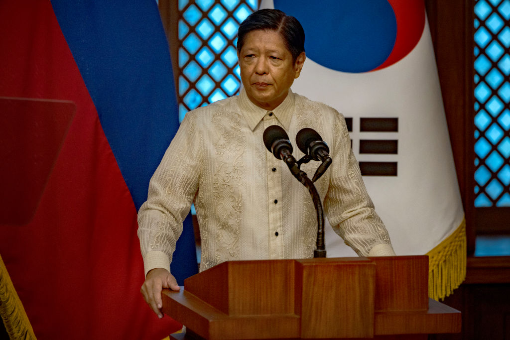 Philippines to continue resupply missions in S.China Sea, won’t escalate situation