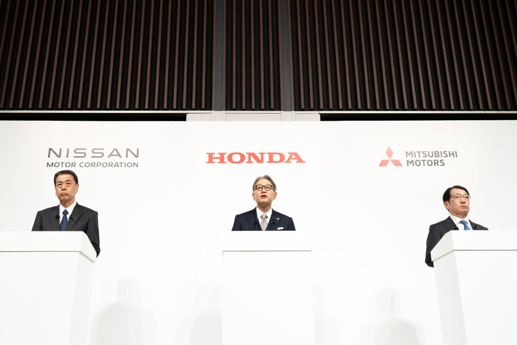 Honda, Nissan agree to discuss merger, signalling massive industry shift