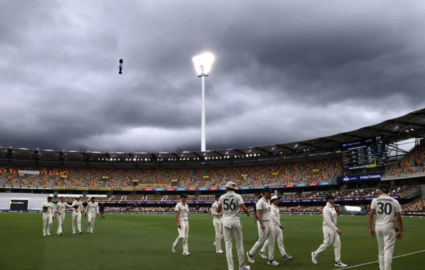 Border-Gavaskar Trophy: बारिश की वजह से पांच मैचों की टेस्ट सीरीज का तीसरा टेस्ट मैच ड्रॉ , ट्रेविस हेड को मिला ‘प्लेयर ऑफ द मैच’