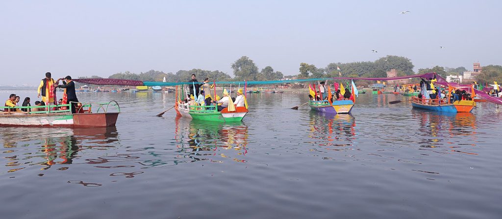 Devotees participate in the ‘Chunari Manorath’ procession