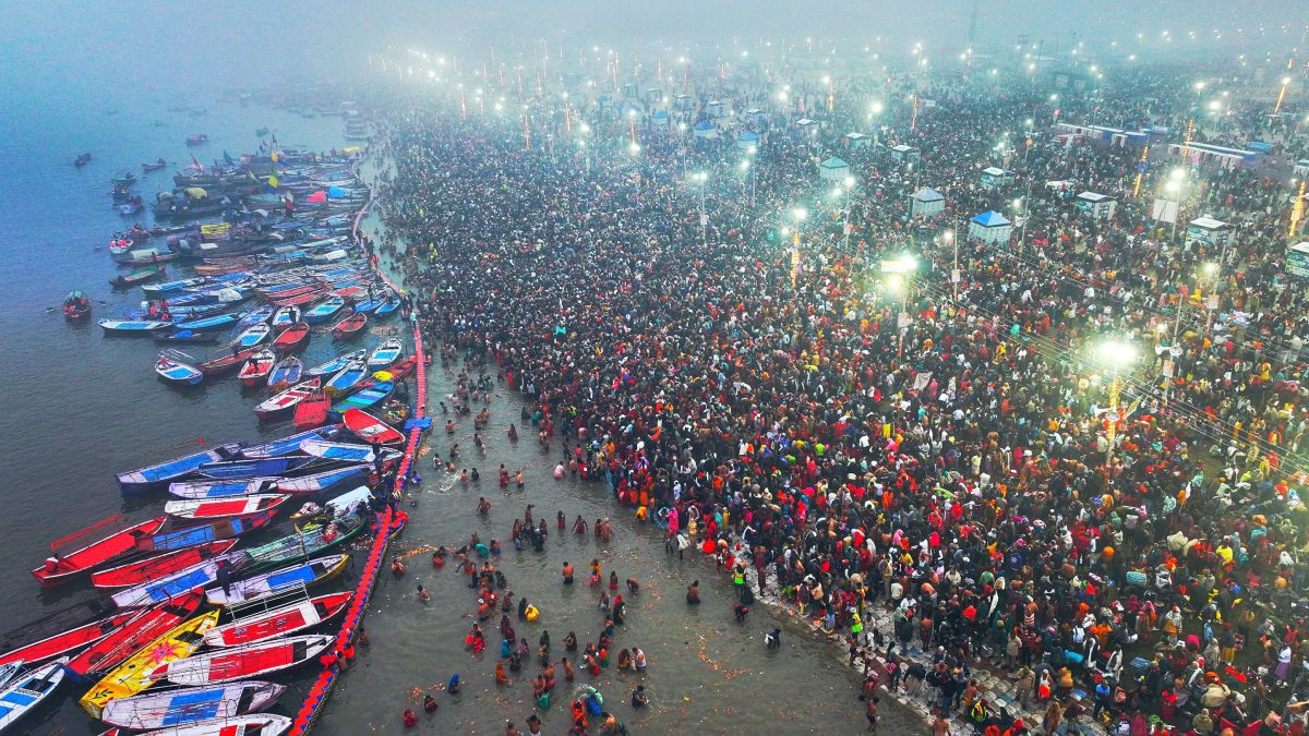 पौष पूर्णिमा स्नान के साथ महाकुंभ की शुरुआत, 35 लाख श्रद्धालुओं ने किया स्नान