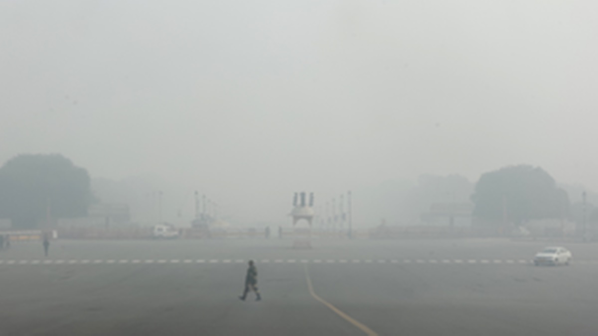 “Dense fog” in Delhi brings visibility to zero, disrupts flights