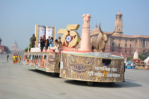 Republic Day: रिहर्सल में केंद्रीय सामाजिक न्याय और अधिकारिता मंत्रालय की झांकी ने दर्शकों को मंत्रमुग्ध किया