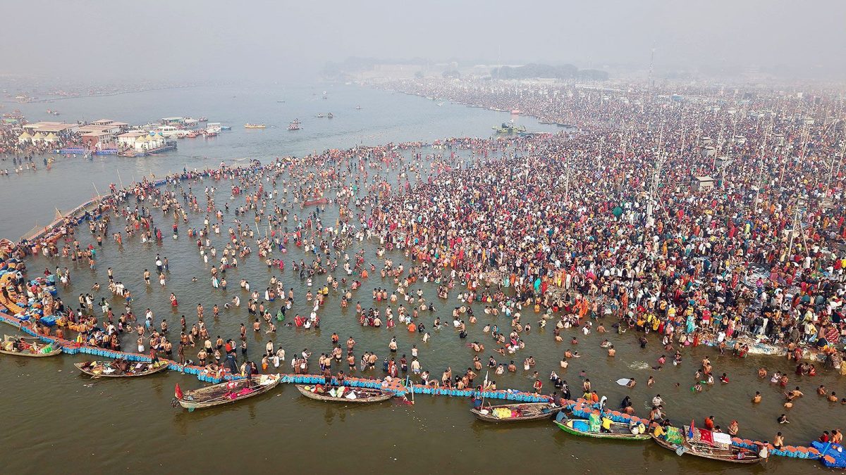 Maha Kumbh: Sea of devotees arrive at Triveni Sangam for final ‘snan’ on Maha Shivaratri  