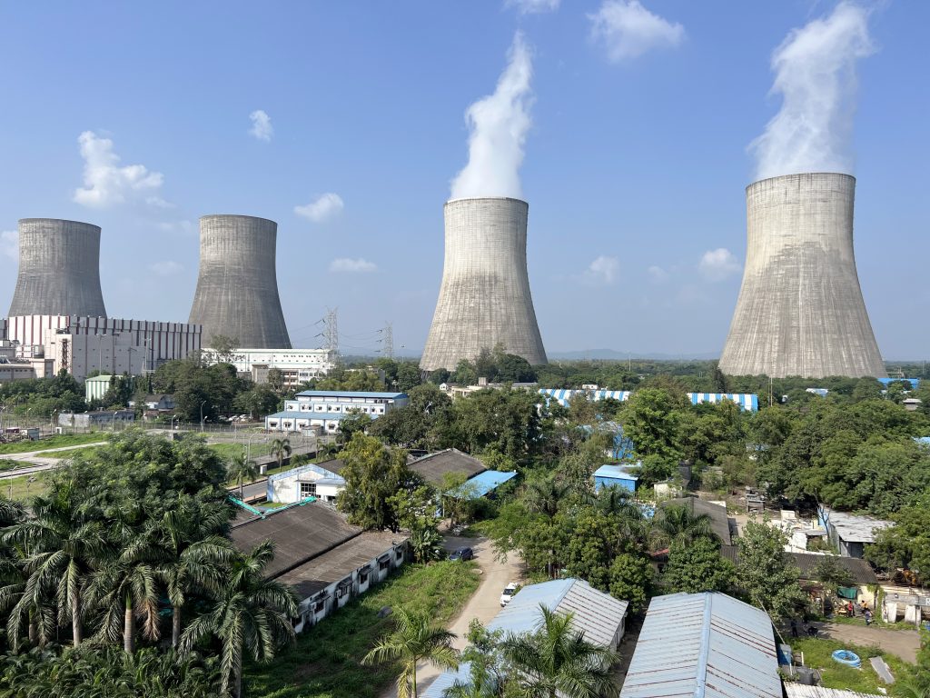 India's first indigenously developed 700-MWe nuclear power reactor established at KAPP