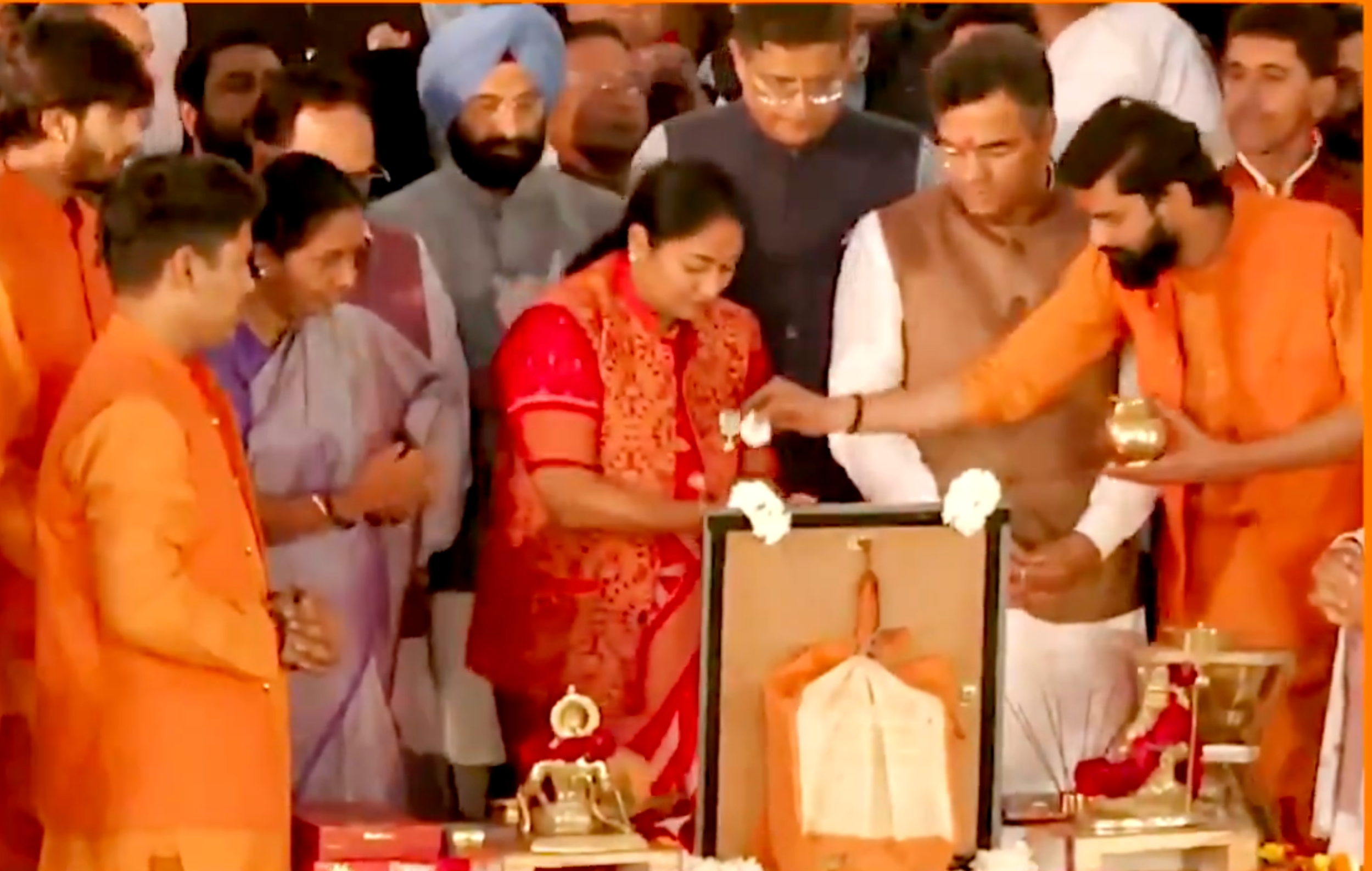 Rekha Gupta begins tenure as Delhi CM with Yamuna Aarti, Cabinet members join ceremony