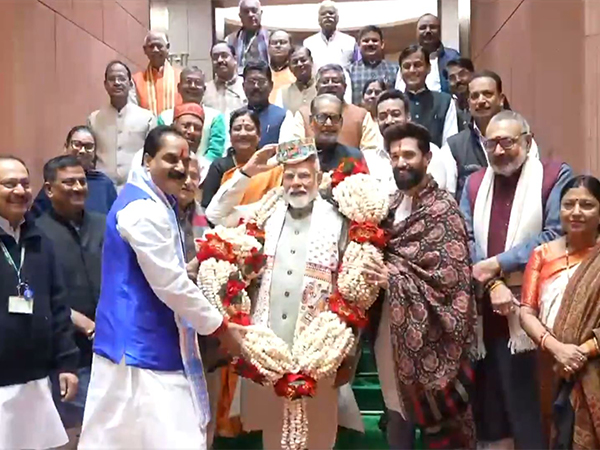 NDA MPs from Bihar felicitate PM Modi for Budget announcements for State