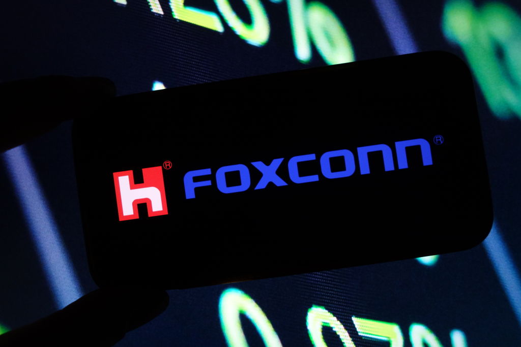 Foxconn says it is open to buying a stake in Nissan