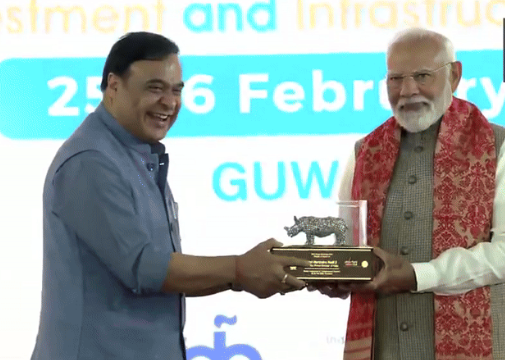 Assam CM Himanta Biswa Sarma felicitates PM Modi at Advantage Assam 2.0