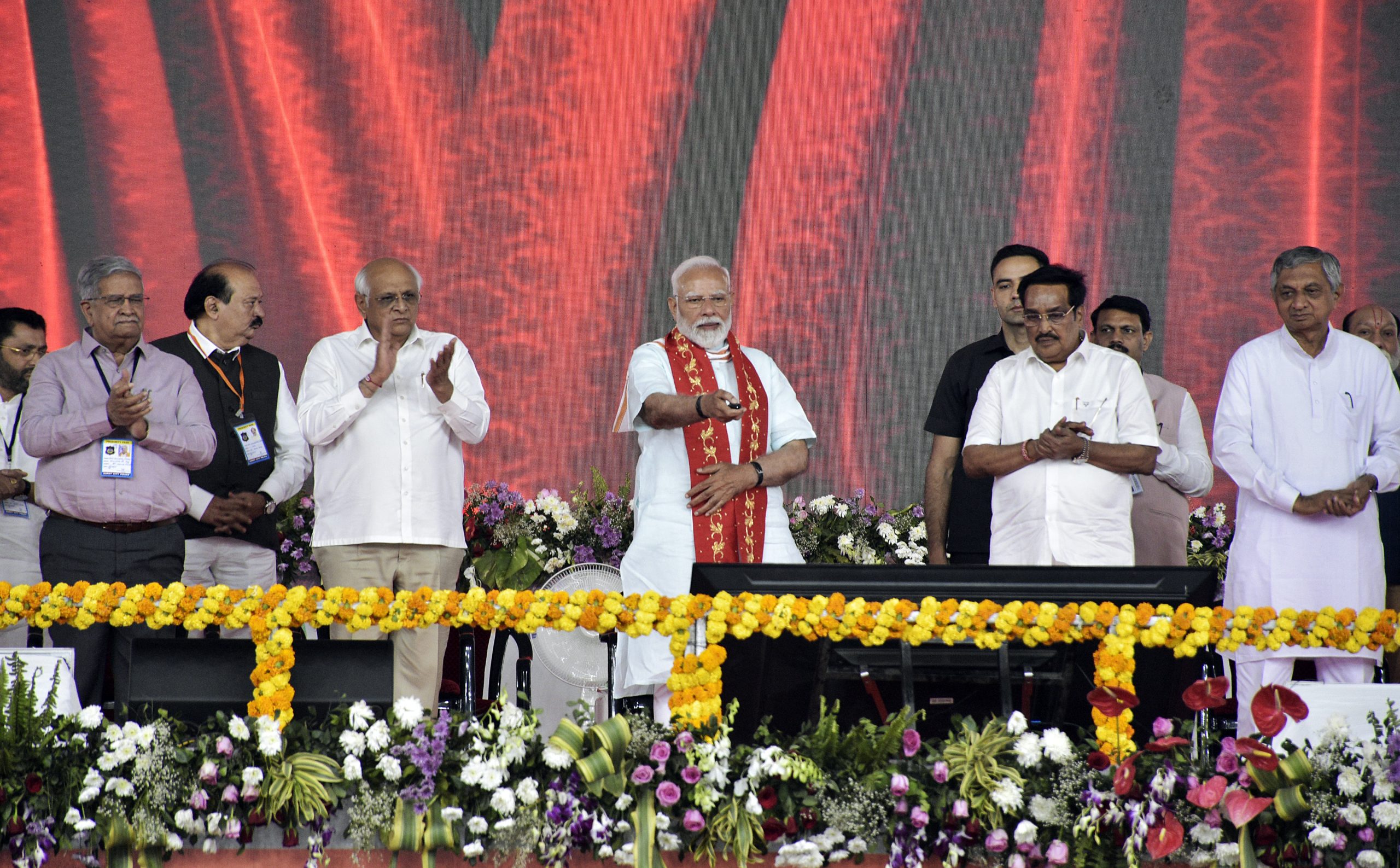 PM Modi launches Surat food security saturation campaign, expands food security benefits