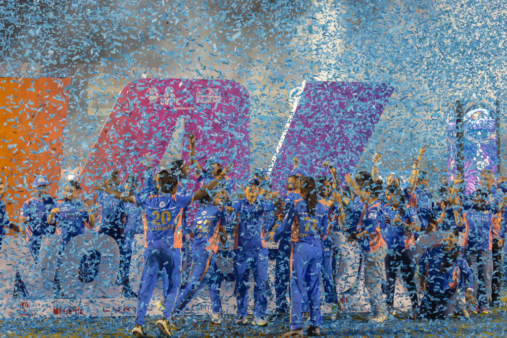 2025 WPL: Final - Delhi Capitals v Mumbai Indians