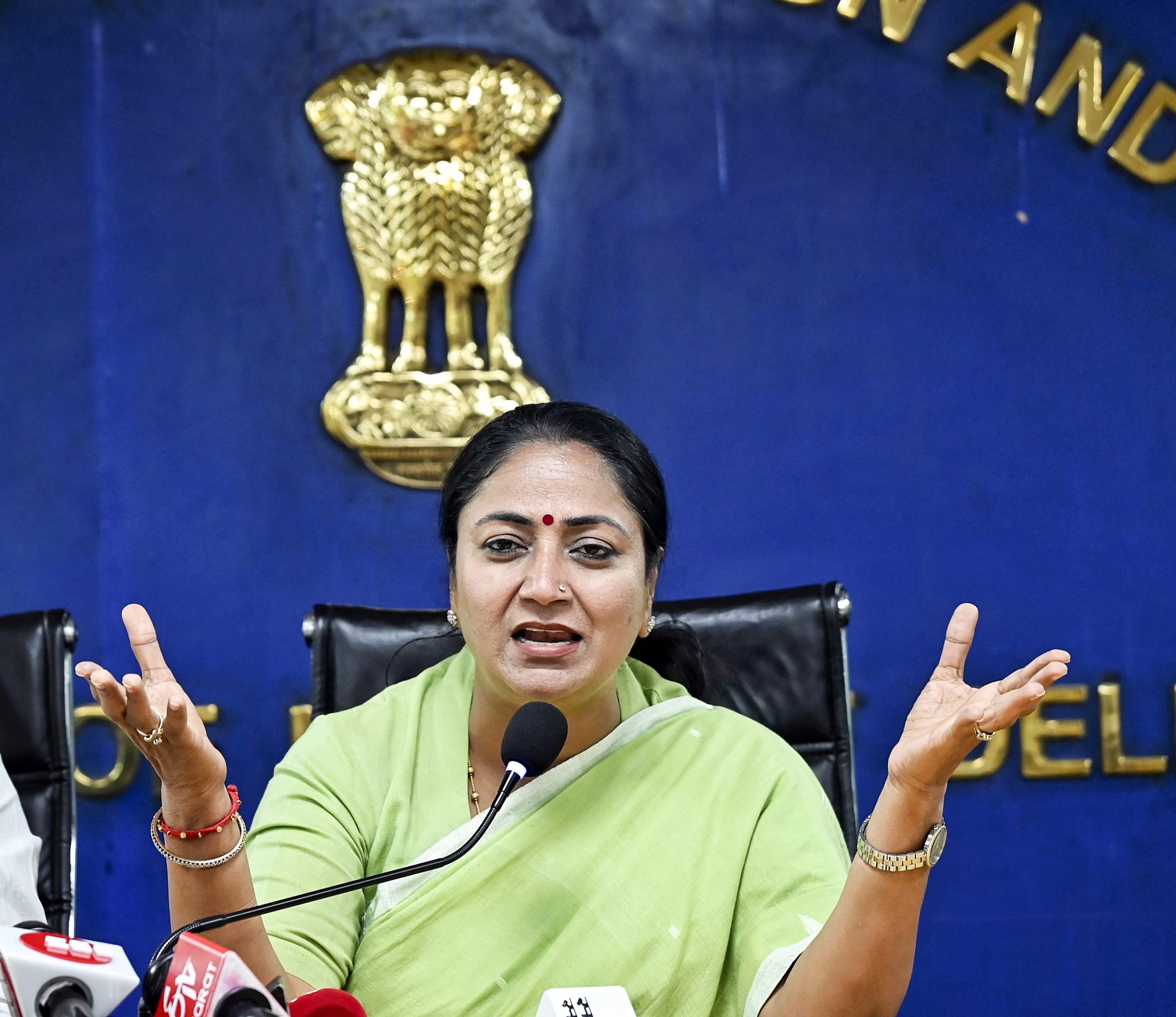 दिल्ली सरकार का बड़ा फैसला : अब सभी 1,677 स्कूलों की फीस पर सख्त नियम होंगे लागू, मनमानी फीस पर लगेगी रोक