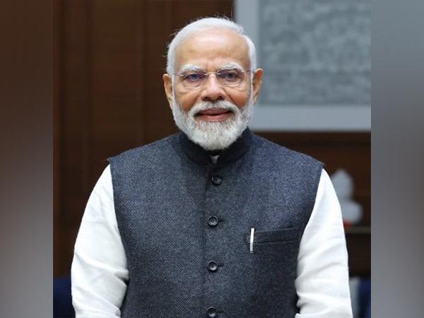 पीएम मोदी ने महाराष्ट्र दिवस पर राज्य के लोगों को दीं शुभकामनाएं