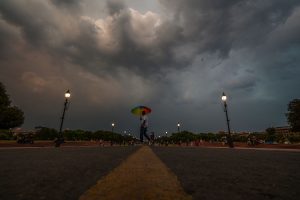 मौसम विभाग ने दिल्ली-एनसीआर में 1 और 2 मई को तेज हवाओं के साथ बारिश की दी चेतावनी
