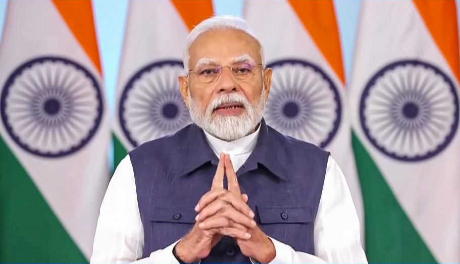 PM Modi, President Murmu, Vice President Dhankhar, and other leaders extend greetings on Maharashtra and Gujarat Day